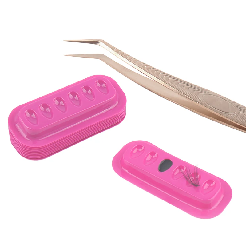 Adhesive tray for grafting eyelashes