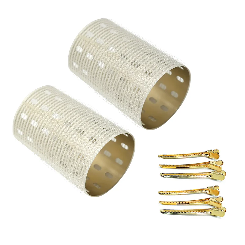 Curler with clip